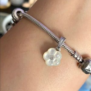 Pandora pearl flower charm